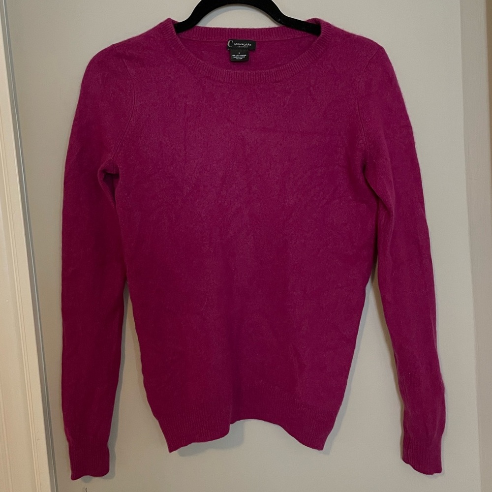 Bloomingdales fuschia cashmere sweater - size S